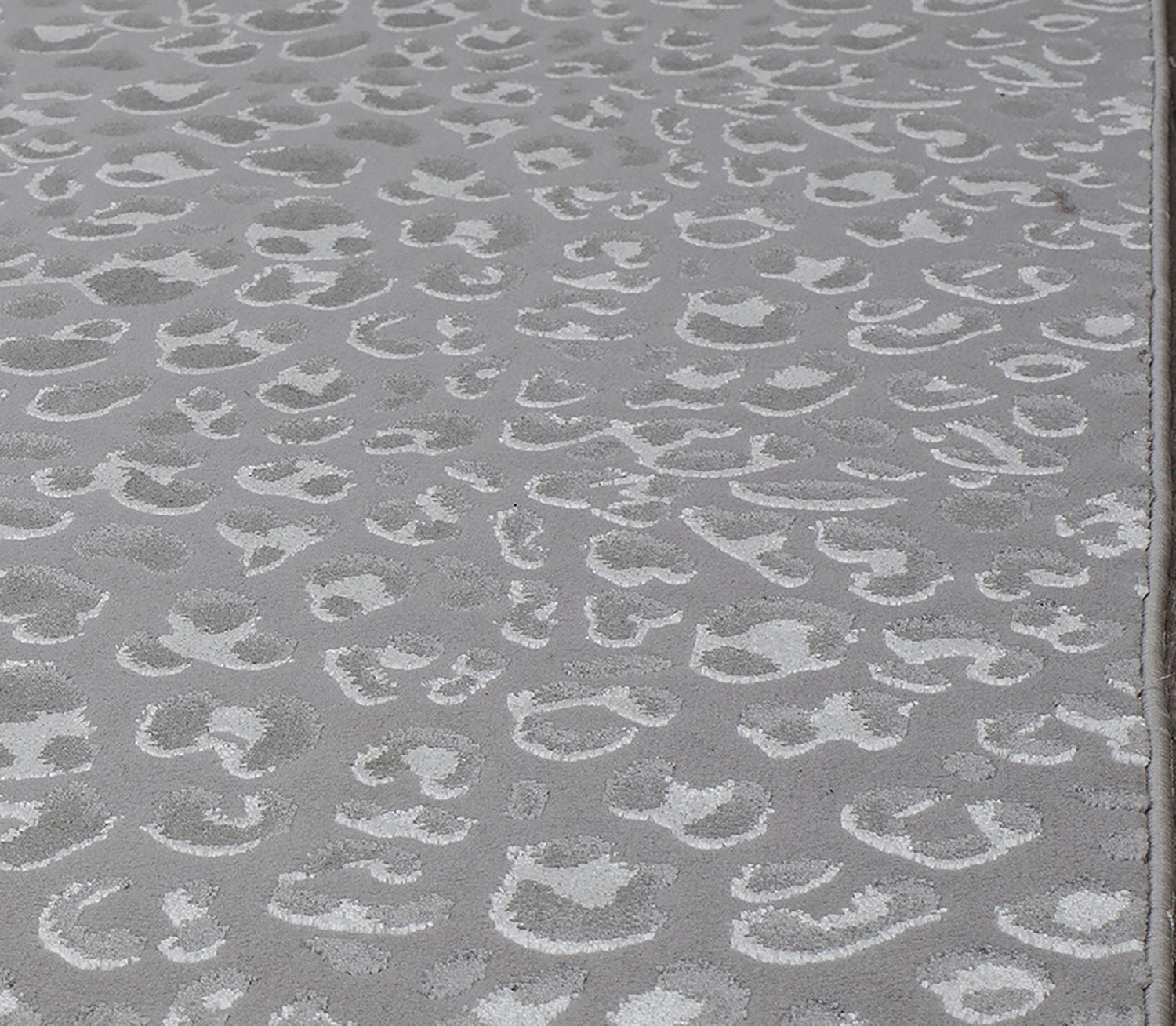 Hazel HZ50B Gray Leopard Rugs America