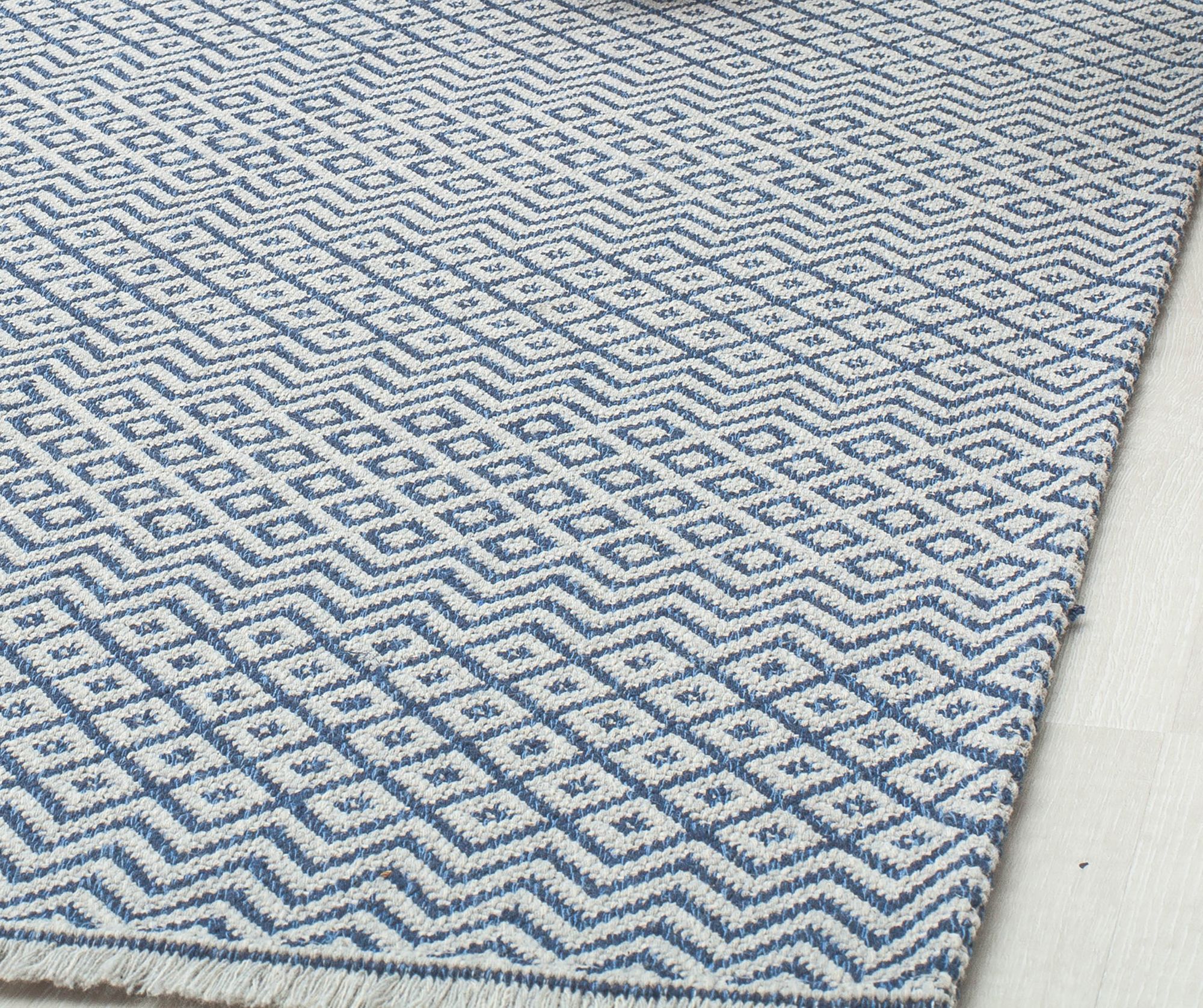 Sloane SN50A Seven Seas - Rugs America